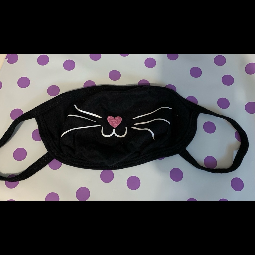Masks - Picture 3 of 4